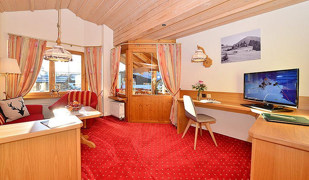 Hotel Jagdhof Riezlern Exterior foto